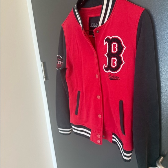 Woman’s vintage Y2K Japan L GUC some light fading MLB Boston Bomber Jacket - Picture 2 of 13